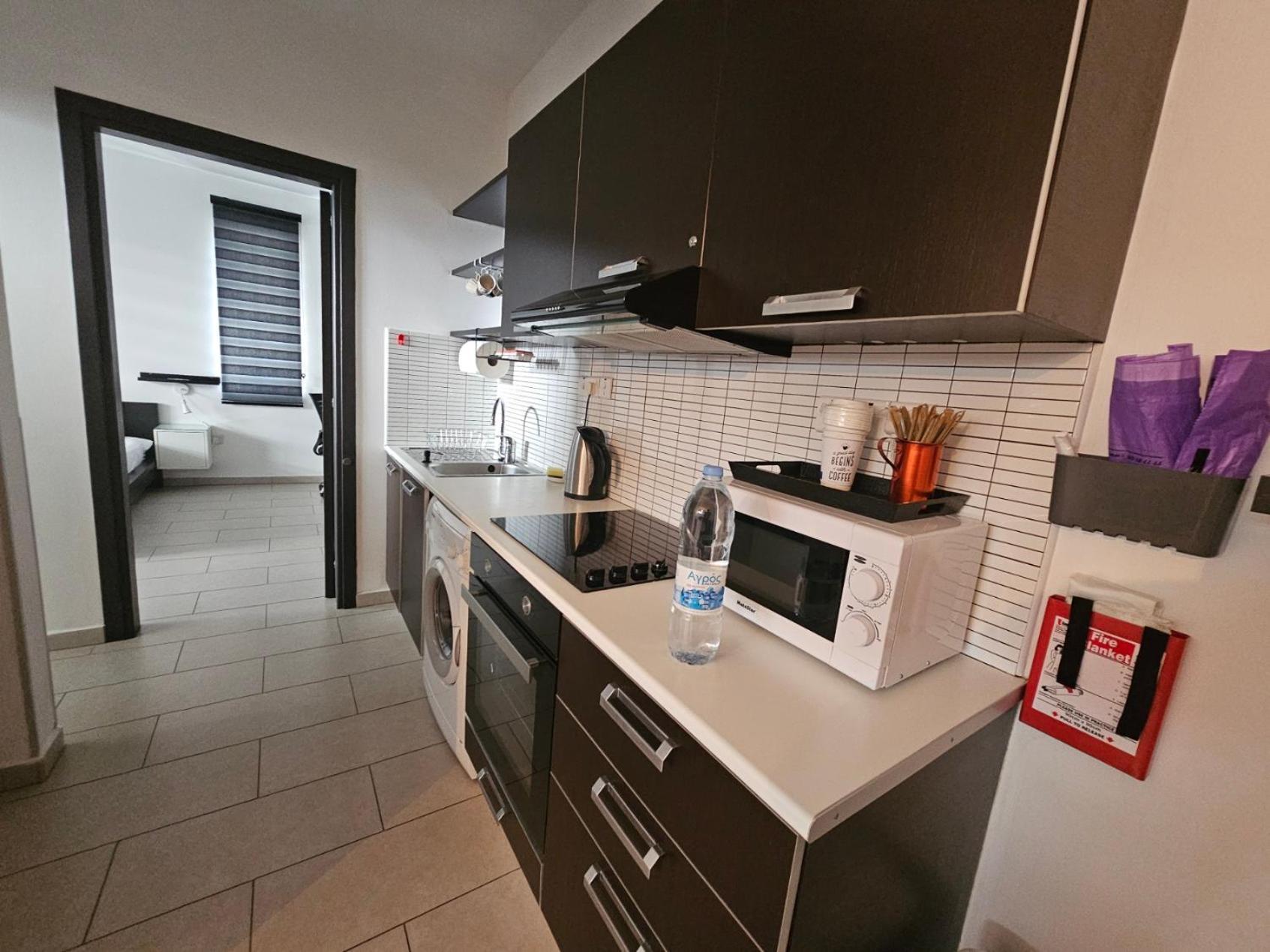 Nina Court Residence - University Of Cyprus - Aglantzia מראה חיצוני תמונה